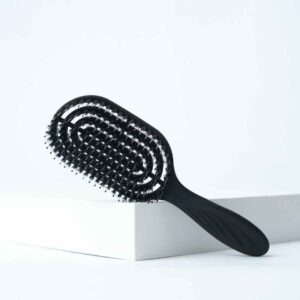 Maurice Meade Wet Brush